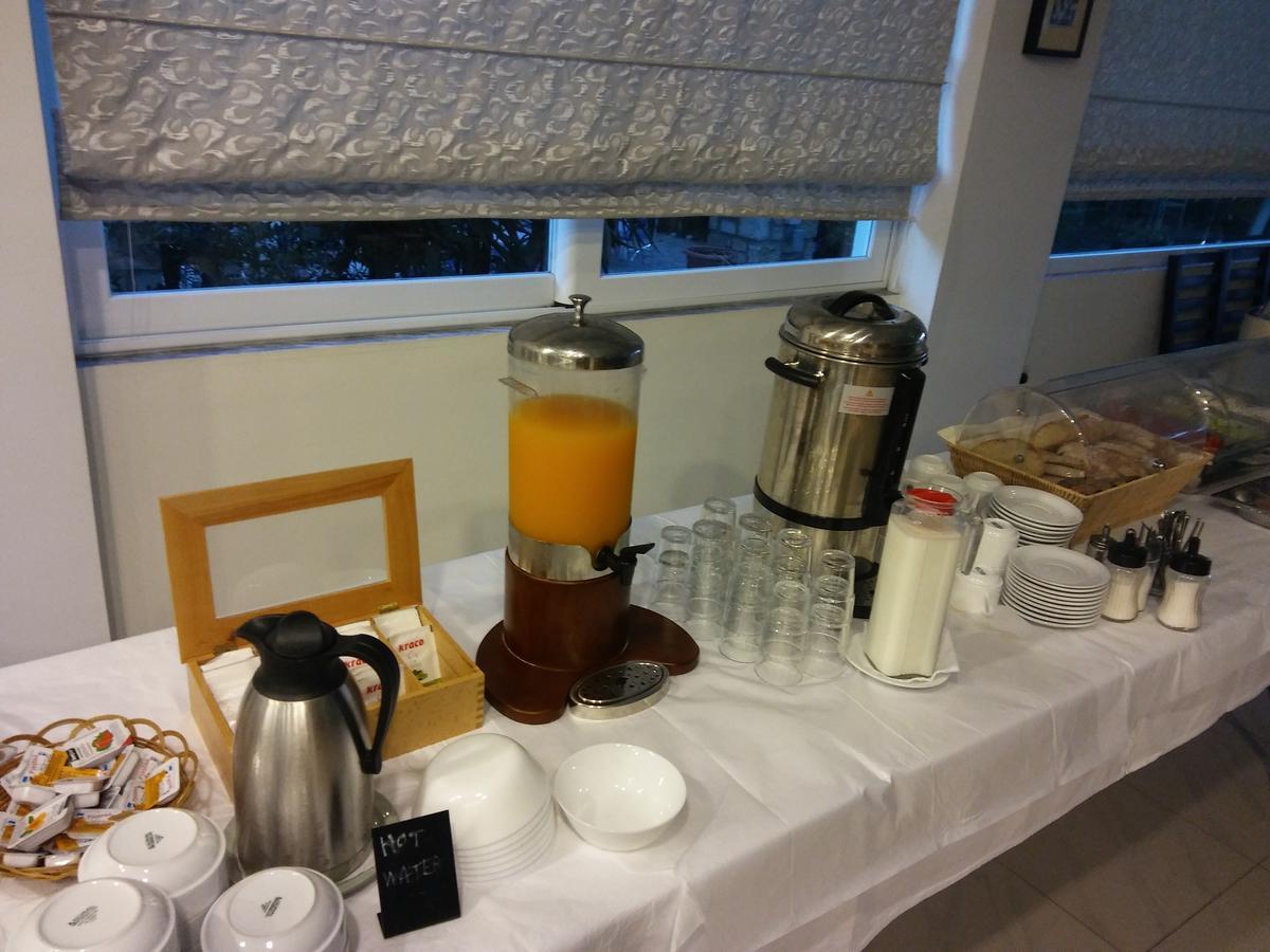 Rondos Hotel 히마레 외부 사진