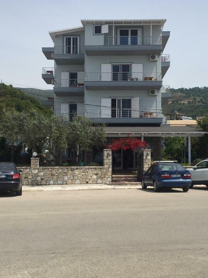 Rondos Hotel 히마레 외부 사진