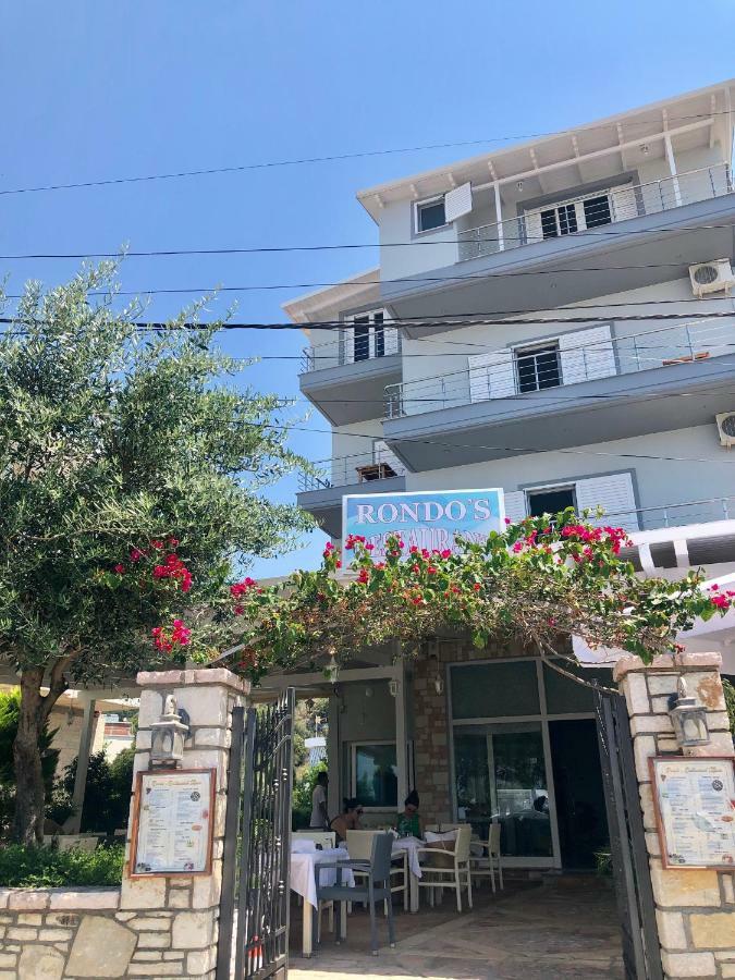 Rondos Hotel 히마레 외부 사진